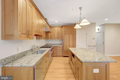 229 Locust Street SE #3, Vienna, VA 22180 - Photo 15