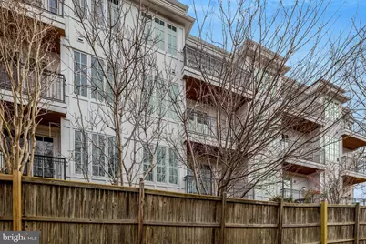 229 Locust Street SE #3, Vienna, VA 22180 - Photo 57