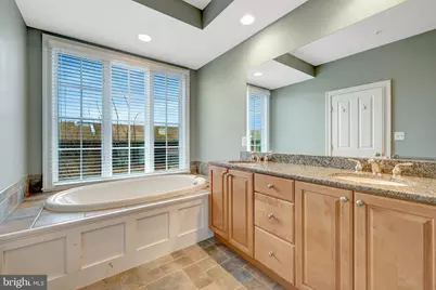 229 Locust Street SE #3, Vienna, VA 22180 - Photo 29