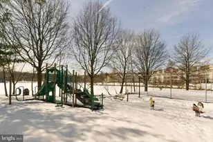 7746 New Providence Dr, Falls Church, VA 22042 - Photo 31