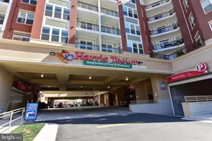 7746 New Providence Dr, Falls Church, VA 22042 - Photo 51