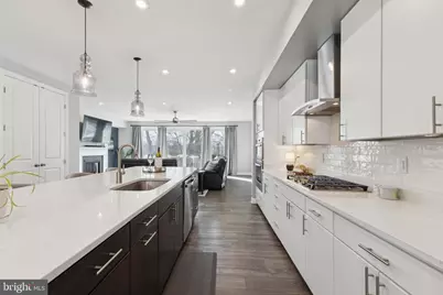 8102 Zoe Place, Alexandria, VA 22306 - Photo 9