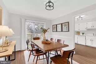 6163 Green Hollow Ct, Springfield, VA 22152 - Photo 3