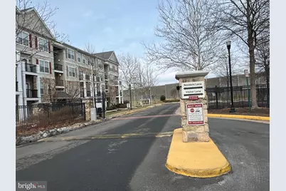 5107 Travis Edward Way #D, Centreville, VA 20120 - Photo 27