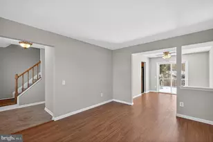 5808 Bunker Woods Ln, Burke, VA 22015 - Photo 11