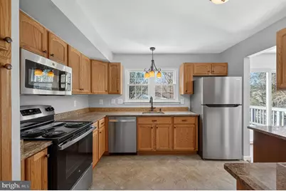 5808 Bunker Woods Lane, Burke, VA 22015 - Photo 3