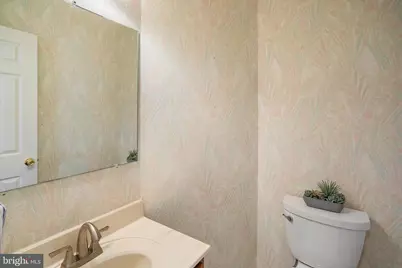 7205 Gentian Court, Springfield, VA 22152 - Photo 9