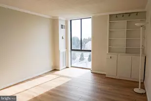 2311 Pimmit Dr, Falls Church, VA 22043 - Photo 13