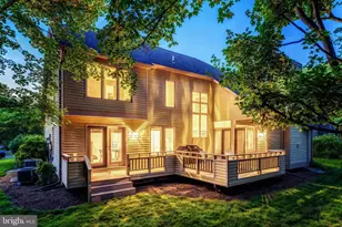 12021 Walnut Br Rd, Reston, VA 20194 - Photo 3