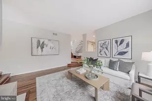 12021 Walnut Br Rd, Reston, VA 20194 - Photo 9