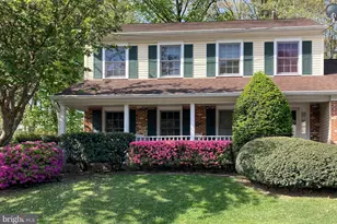 4634 Star Flower Dr, Chantilly, VA 20151 - Photo 3