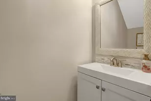 3940 Woodhue Pl, Alexandria, VA 22309 - Photo 15