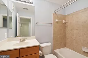 13656 Salk St, Herndon, VA 20171 - Photo 17