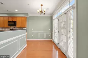 13656 Salk St, Herndon, VA 20171 - Photo 9