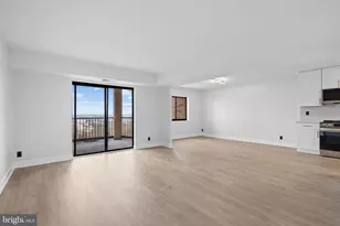 5901 Mt Eagle Dr, Alexandria, VA 22303 - Photo 9