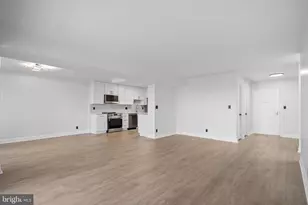 5901 Mt Eagle Dr, Alexandria, VA 22303 - Photo 11