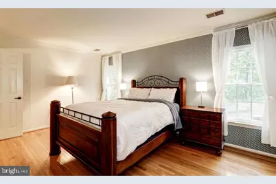 1404 Bayshire Lane, Herndon, VA 20170 - Photo 17