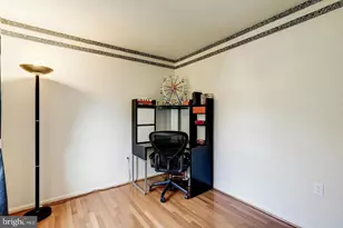 1404 Bayshire Ln, Herndon, VA 20170 - Photo 21