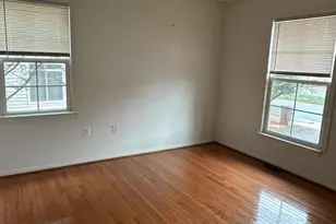[Address not provided], Oakton, VA 22124 - Photo 9