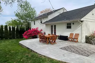 7308 Idylwood Rd, Falls Church, VA 22043 - Photo 3