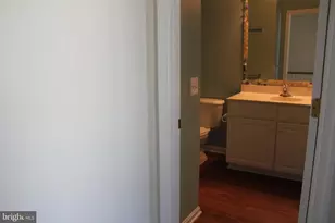 13507 Stargazer Ter, Centreville, VA 20120 - Photo 19