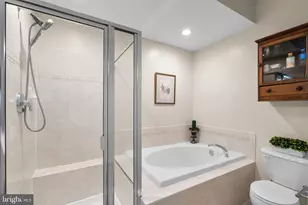 5623 Harrington Falls Ln, Alexandria, VA 22312 - Photo 31