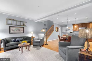 5623 Harrington Falls Ln, Alexandria, VA 22312 - Photo 5