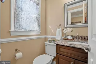 5409 Cheshire Meadows Way, Fairfax, VA 22032 - Photo 9