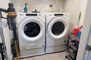 2324 Wind Charm St, Herndon, VA 20171 - Photo 15