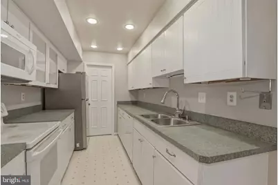 10195 Ashbrooke Court #111, Oakton, VA 22124 - Photo 11