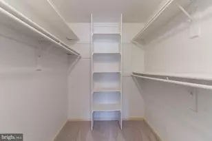 10195 Ashbrooke Ct, Oakton, VA 22124 - Photo 13