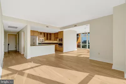 8220 Crestwood Heights Drive #812, McLean, VA 22102 - Photo 7