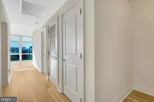 8220 Crestwood Heights Dr, McLean, VA 22102 - Photo 5