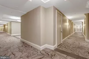 8220 Crestwood Heights Dr, McLean, VA 22102 - Photo 3