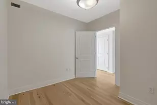 8220 Crestwood Heights Dr, McLean, VA 22102 - Photo 37