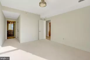 8220 Crestwood Heights Dr, McLean, VA 22102 - Photo 31