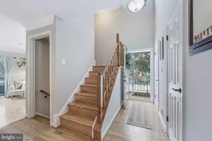 6050 Heatherwood Dr, Alexandria, VA 22310 - Photo 5