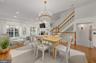 12027 Edgemere Cir, Reston, VA 20190 - Photo 15