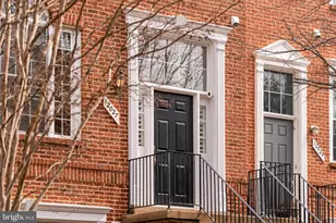 12027 Edgemere Cir, Reston, VA 20190 - Photo 3