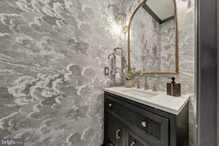 12027 Edgemere Cir, Reston, VA 20190 - Photo 31