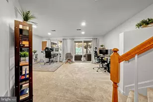 12027 Edgemere Cir, Reston, VA 20190 - Photo 49