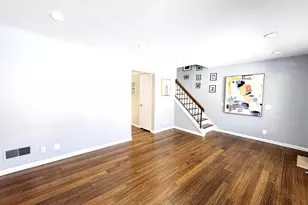 2600 Glengyle Dr, Vienna, VA 22181 - Photo 5