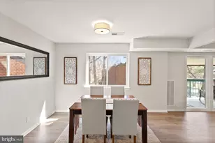 11812 Breton Ct, Reston, VA 20191 - Photo 9