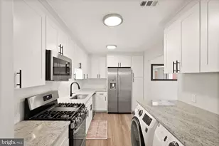 11812 Breton Ct, Reston, VA 20191 - Photo 5