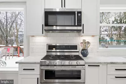 14939 Jaslow Street, Centreville, VA 20120 - Photo 17
