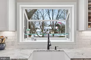 14939 Jaslow St, Centreville, VA 20120 - Photo 13