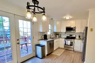 3006 Heritage Springs Ct, Alexandria, VA 22306 - Photo 9