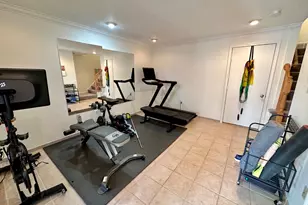 3006 Heritage Springs Ct, Alexandria, VA 22306 - Photo 17