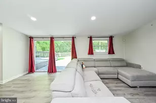 1415 Cottage St SW, Vienna, VA 22180 - Photo 27