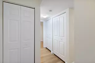 2037 Royal Fern Ct, Reston, VA 20191 - Photo 17